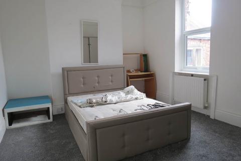 4 bedroom maisonette to rent, Nunsmoor Road, Newcastle Upon Tyne NE4