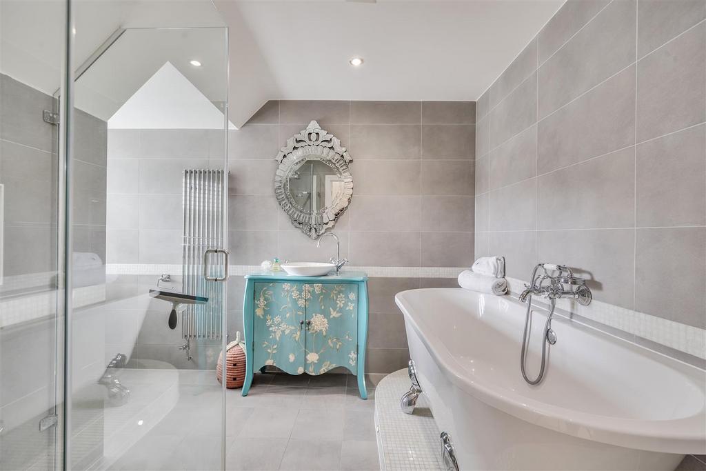Ensuite