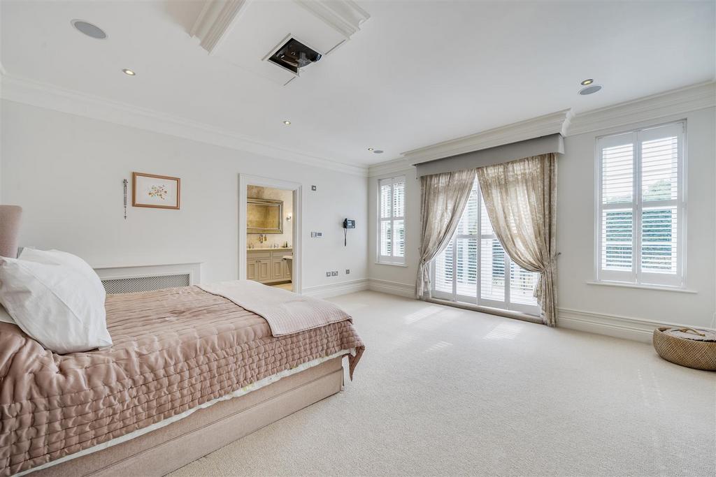 Principal Bedroom