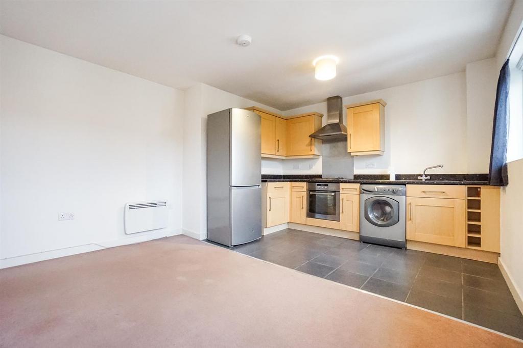 Living/Kitchen area