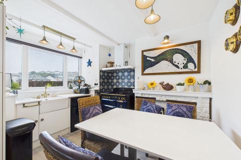 5 bedroom semi-detached house for sale, Central Avenue, Paignton
