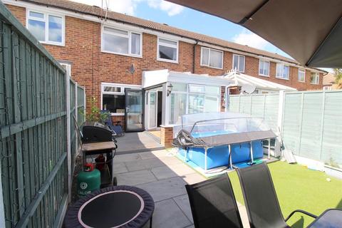 undefined, The Willows, Byfleet