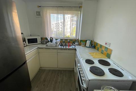 undefined, Burket Close, Southall, UB2