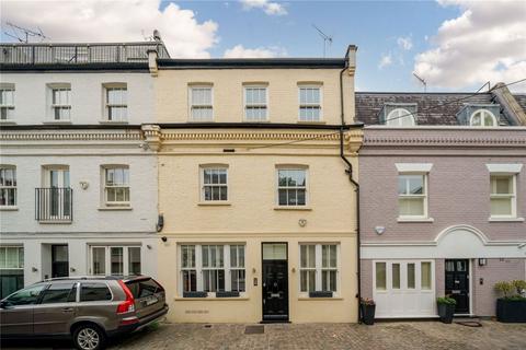Roland Way, London SW7