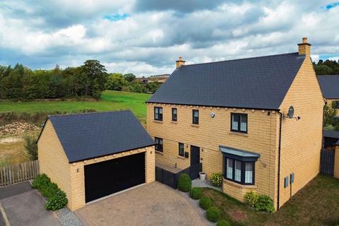 4 bedroom detached house for sale, Watermill Gardens, Penistone