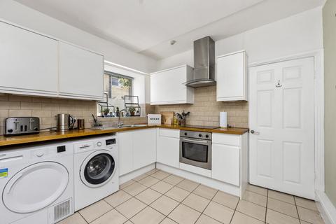 2 bedroom flat to rent, Fourth Avenue, Hove BN3