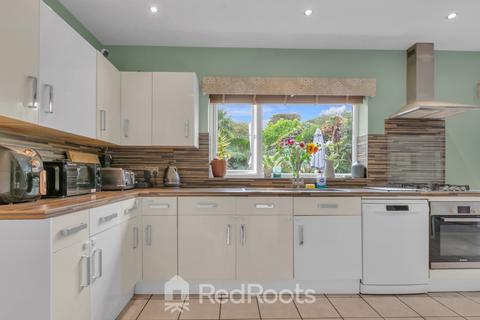 36 Copley Crescent, Doncaster, DN5 8QL