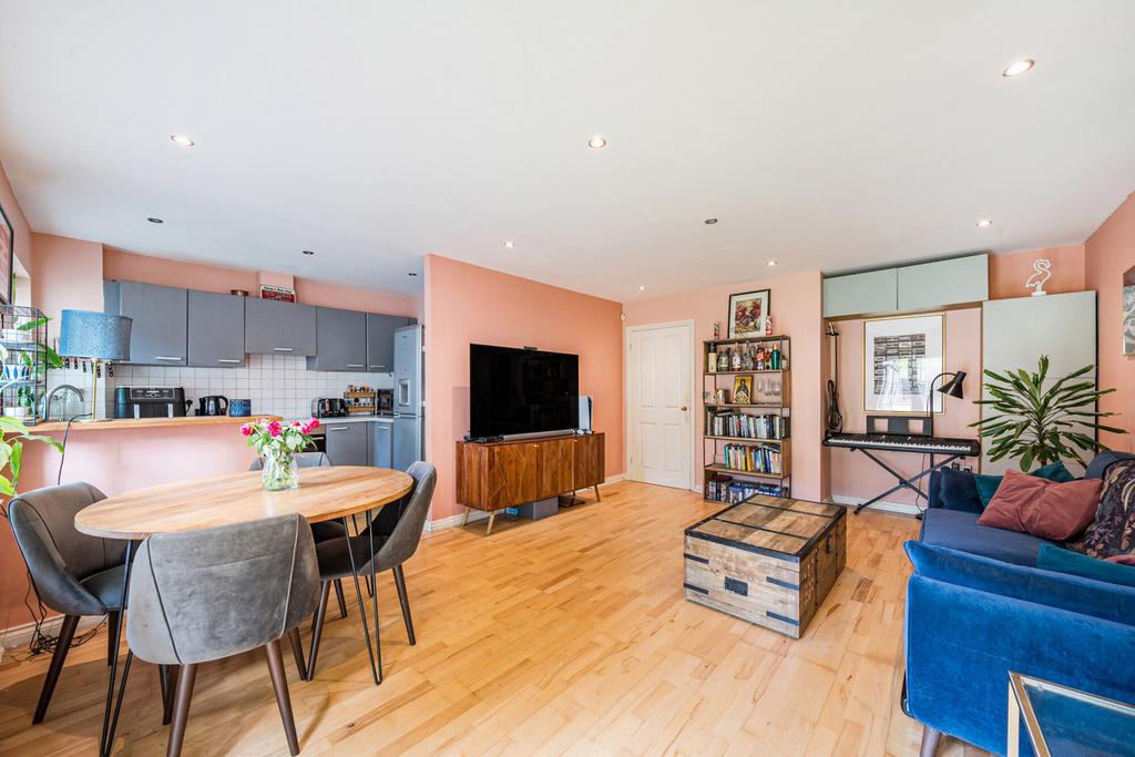 Reception/Kitchen