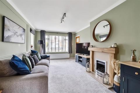 undefined, Stuart Way, Bridport