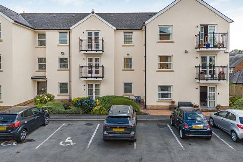 1 bedroom flat for sale, The Parade, Carmarthen SA31