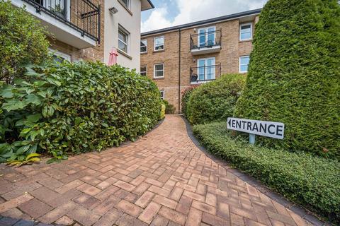 1 bedroom flat for sale, The Parade, Carmarthen SA31