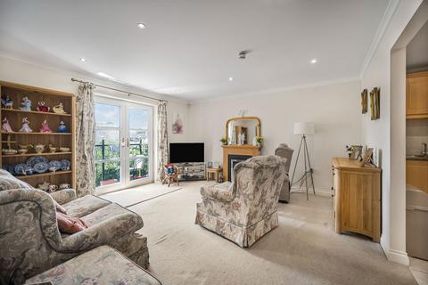 1 bedroom flat for sale, The Parade, Carmarthen SA31