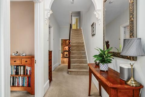 65 Upper Queens Road, Ashford, TN24 8HL