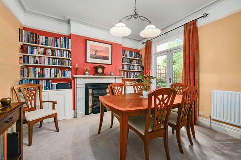 65 Upper Queens Road, Ashford, TN24 8HL