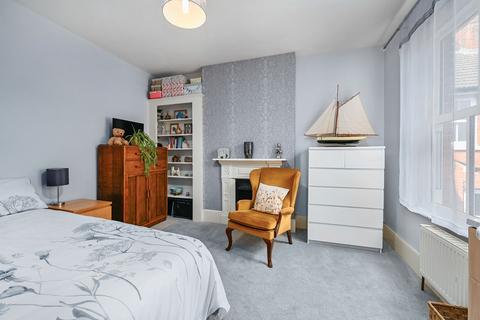 65 Upper Queens Road, Ashford, TN24 8HL