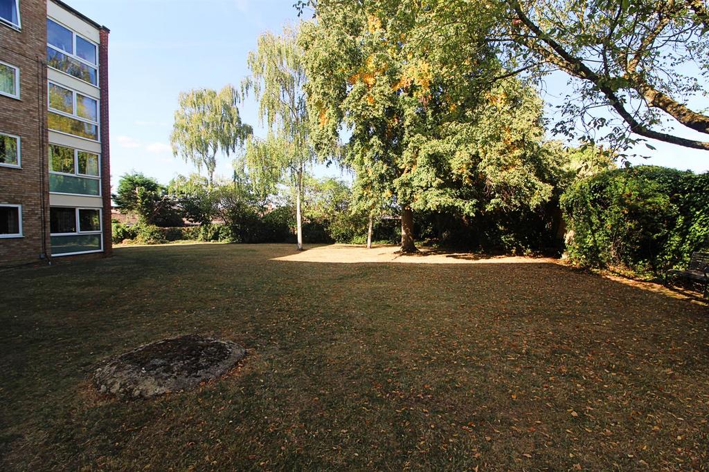 Gardens 1 edit.jpg