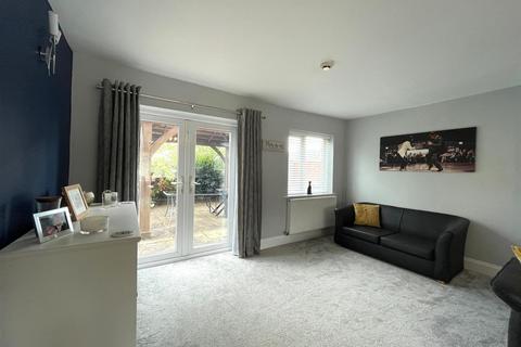 5 bedroom detached house for sale, Selbourne Close, Westhoughton, Bolton
