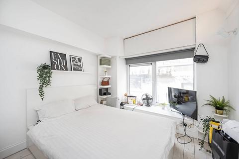 2 bedroom flat for sale, City View House, Bethnal Green Road, Bethnal Green, London, E2