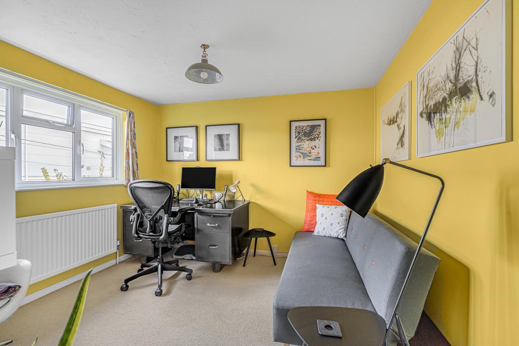 17a Clover Place-29