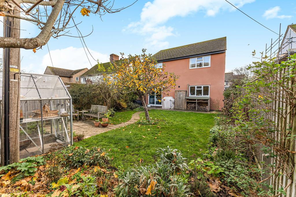 17a Clover Place-43