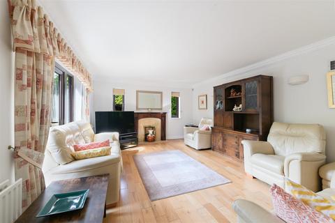 undefined, Fir Tree Road, Banstead