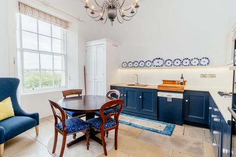 3 bedroom flat for sale, Clarence Street, Edinburgh EH3