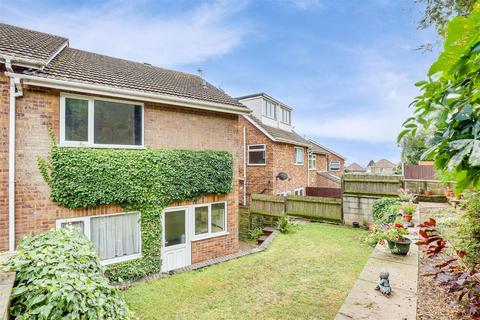 3 bedroom semi-detached house for sale, Salamander Close, Carlton NG4