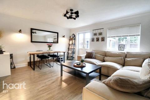 2 bedroom end of terrace house for sale, Blaydon Place, Sutton