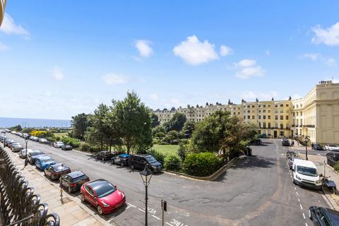 1 bedroom flat to rent, Brunswick Square, Hove BN3