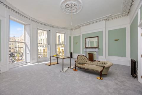 1 bedroom flat to rent, Brunswick Square, Hove BN3