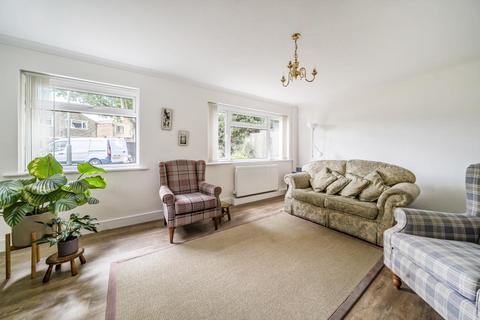 undefined, Blackwater,  Hampshire,  GU17
