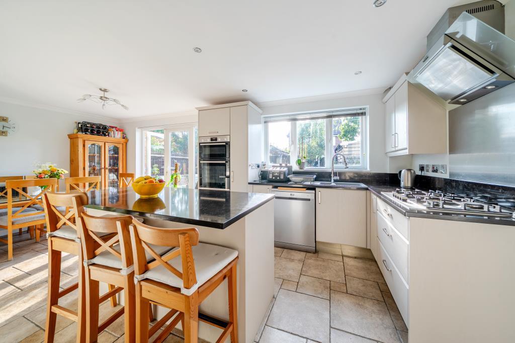 Kitchen/Dining Area