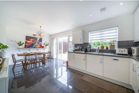 4 bedroom semi-detached house for sale, Bateson Drive, Leavesden, Watford, Hertfordshire, WD25 7ND