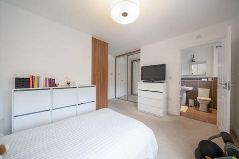 4 bedroom semi-detached house for sale, Bateson Drive, Leavesden, Watford, Hertfordshire, WD25 7ND