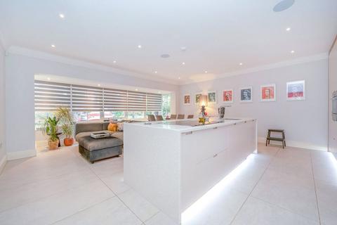undefined, Green Lane, Hertfordshire WD19