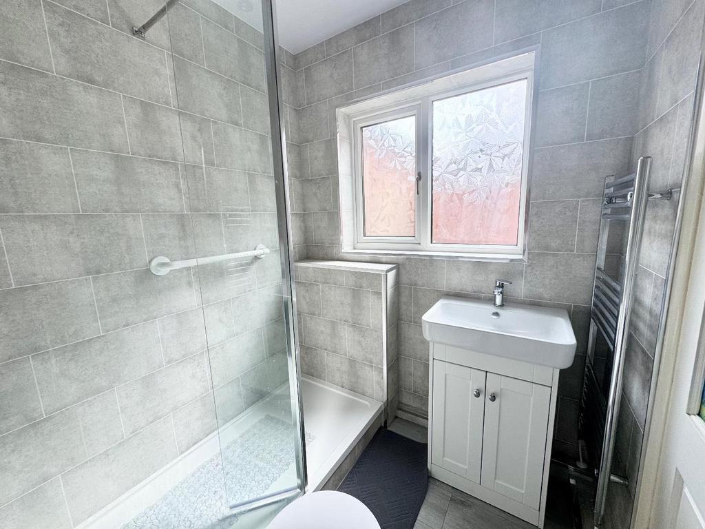 Ground Floor Bathroom