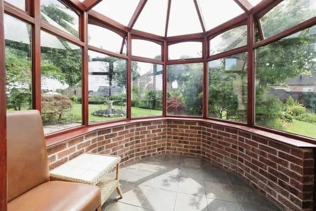 Entrance Porch/Conservatory