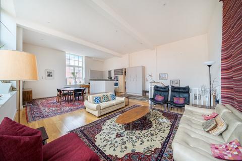 3 bedroom flat for sale, Arcadian Place, Southfields, London, SW18
