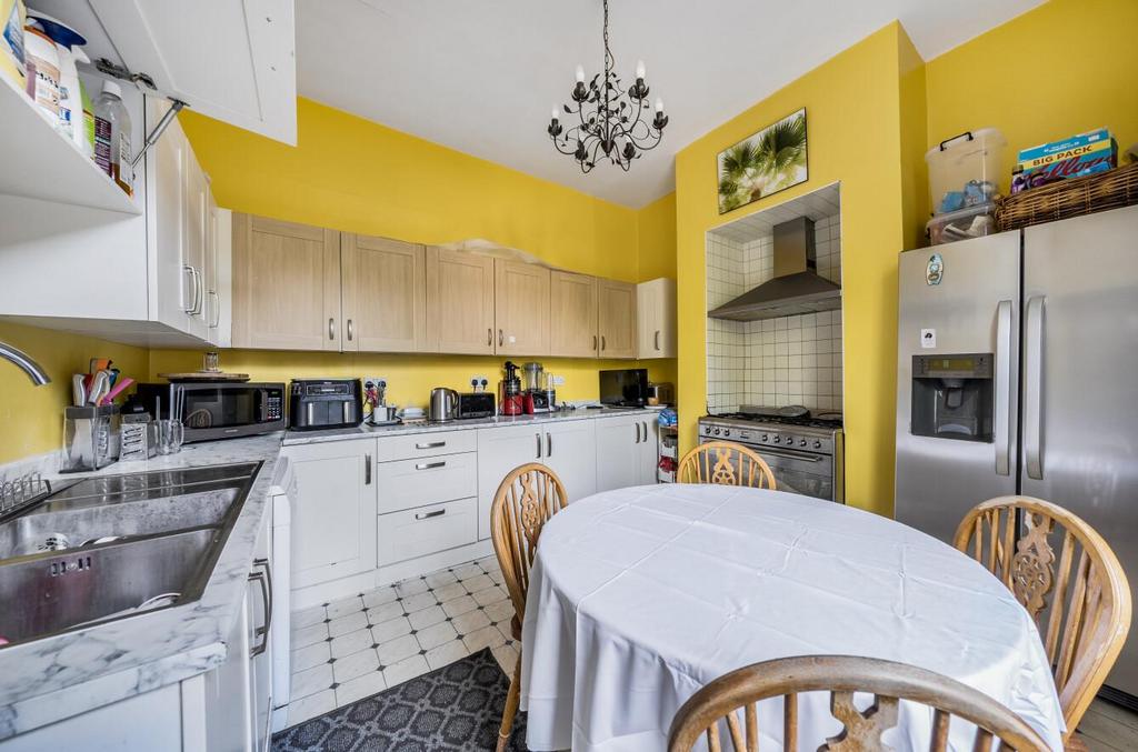 Kitchen.jpg