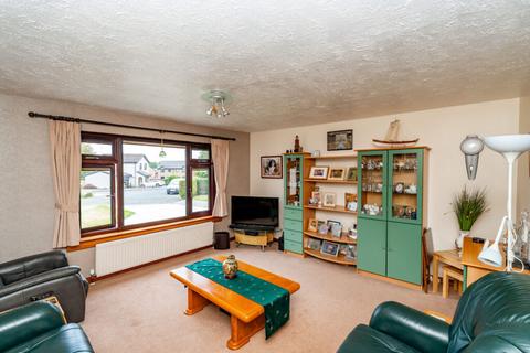3 bedroom detached bungalow for sale, 15 Candlemaker’s Park, Gilmerton, Edinburgh, EH17 8TH