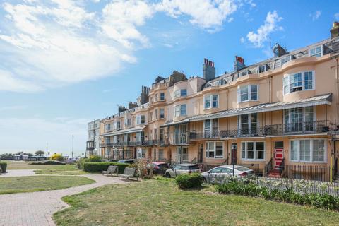 1 bedroom flat to rent, Bedford Square, Brighton, BN1
