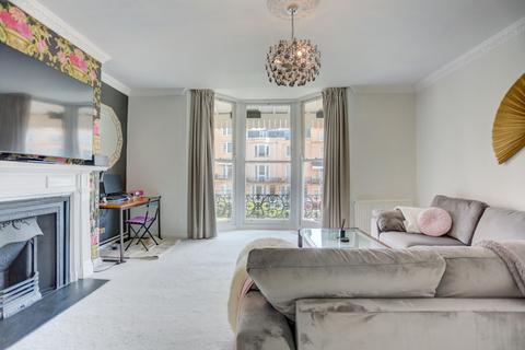 1 bedroom flat to rent, Bedford Square, Brighton, BN1