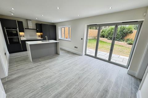 undefined, Donnerville Gardens, Telford TF5