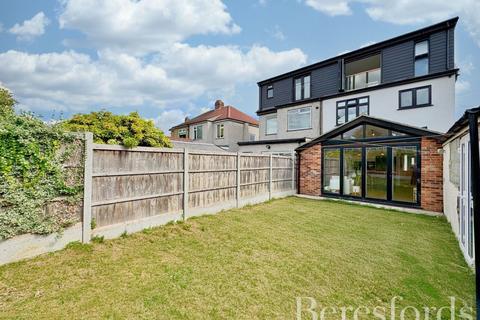 180 Alma Avenue, Hornchurch, RM12 6BL