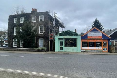 undefined, Richmond TW10