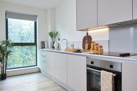 2 bedroom apartment to rent, Station View, Guildford GU1