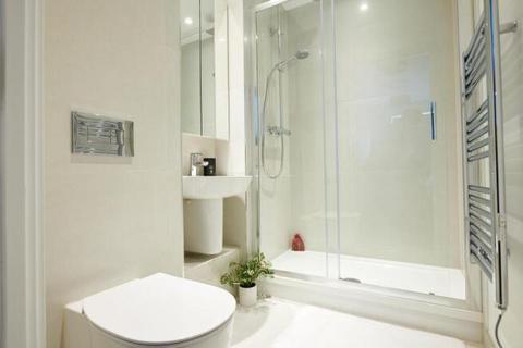 2 bedroom apartment to rent, Station View, Guildford GU1