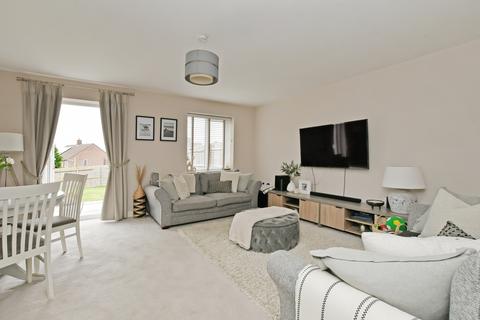 3 bedroom semi-detached house for sale, Caulfield Close, Chesterfield, Derbyshire, S41