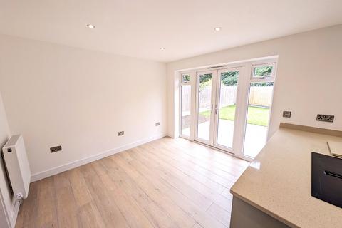 undefined, Queen Street, Madeley, Telford, Shropshire, TF7