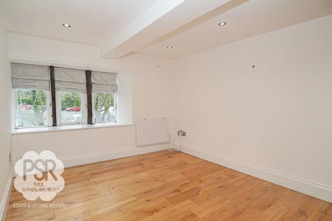 1 bedroom flat for sale, Lower Rock Street, New Mills, SK22
